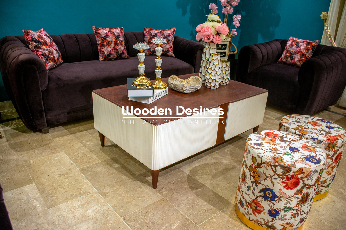 Jury Sofa Set